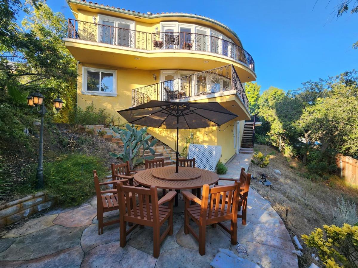 Hollywood Hills Hideout Apartment! Los Angeles